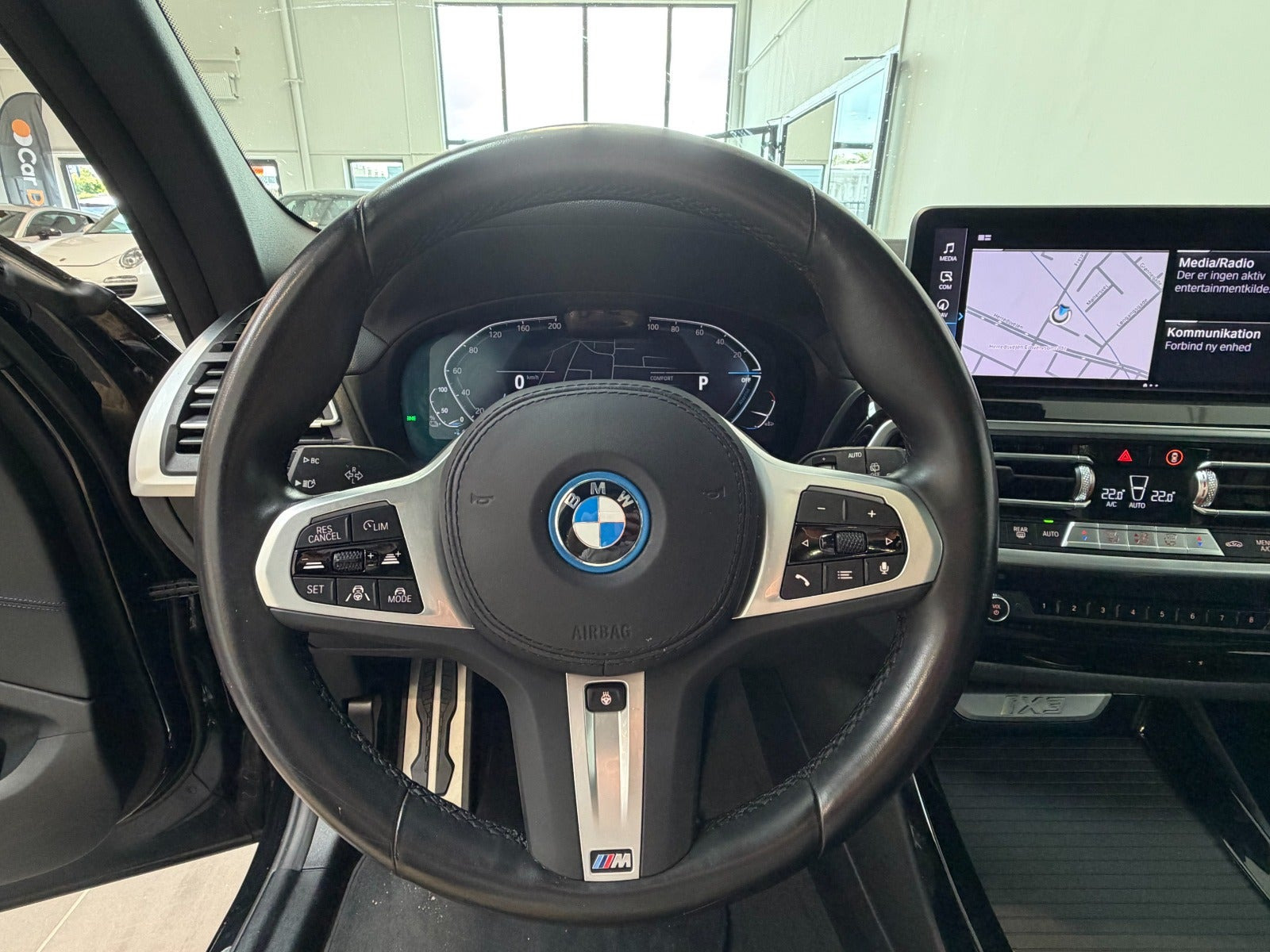 Sort BMW iX3 fra 2023