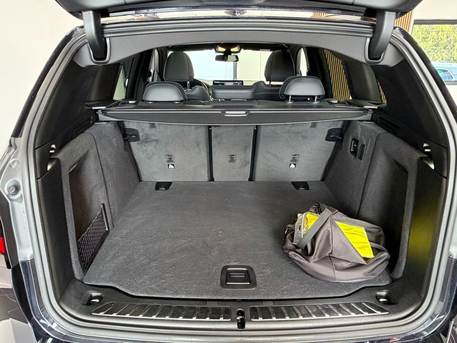 Sort BMW iX3 fra 2023