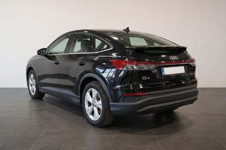 Sort Audi Q4 fra 2022