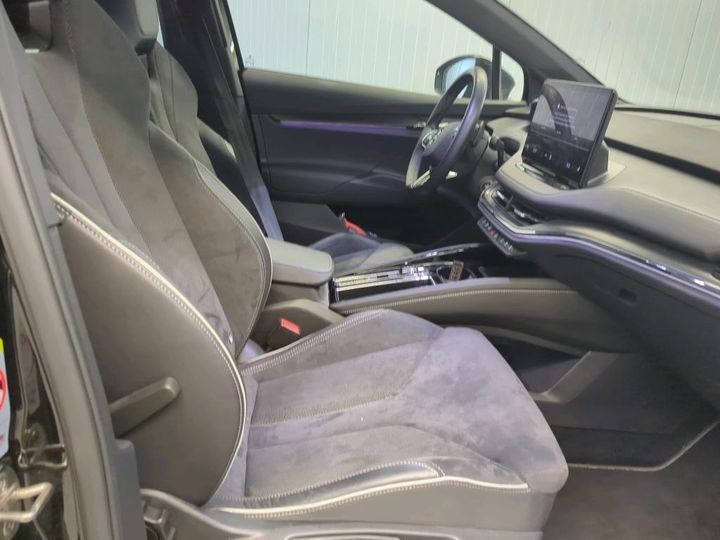 Sort Skoda Enyaq fra 2022
