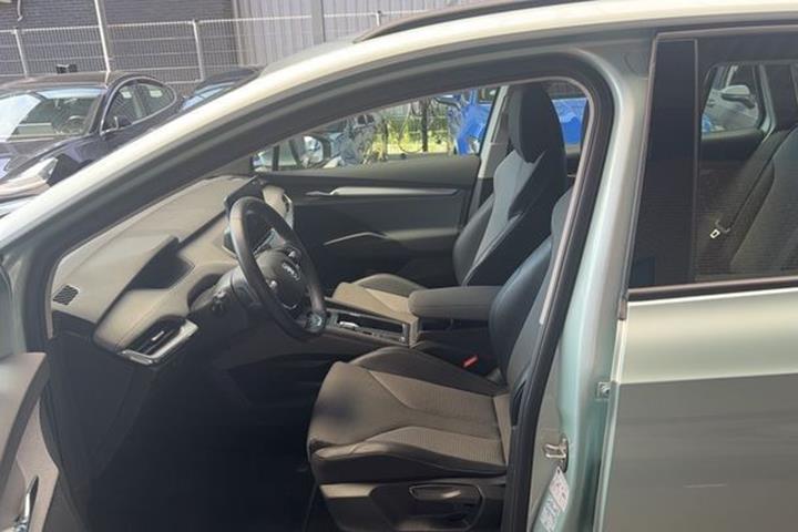 Sølv Skoda Enyaq fra 2021