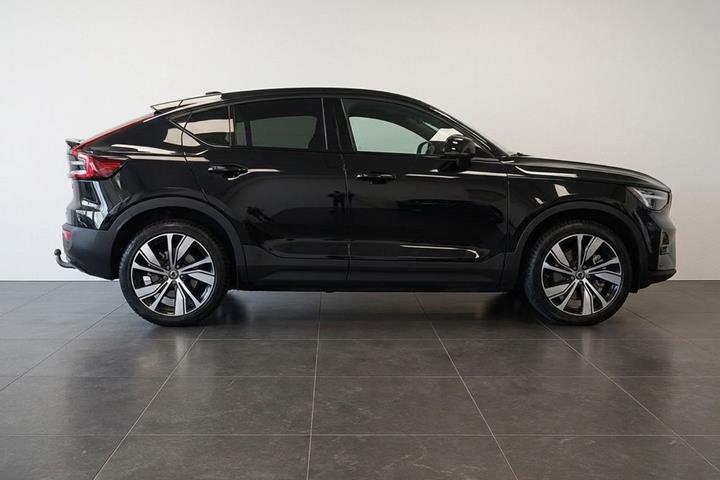 Sort Volvo C40 fra 2023
