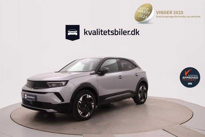 Sølv Opel Mokka-e fra 2025