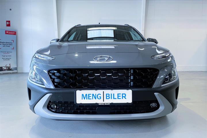 Grå Hyundai Kona fra 2021
