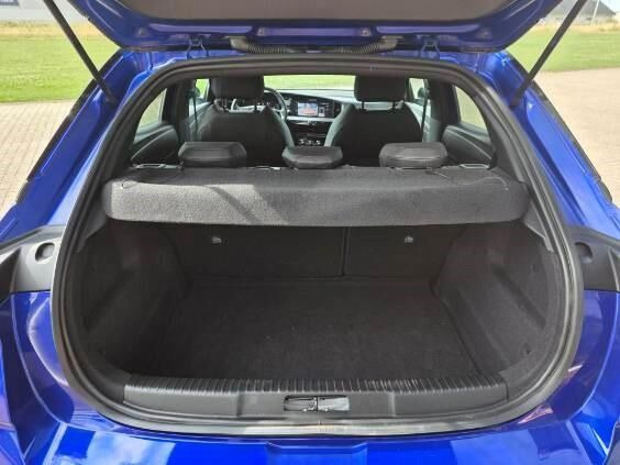 Sort Opel Mokka-e fra 2025