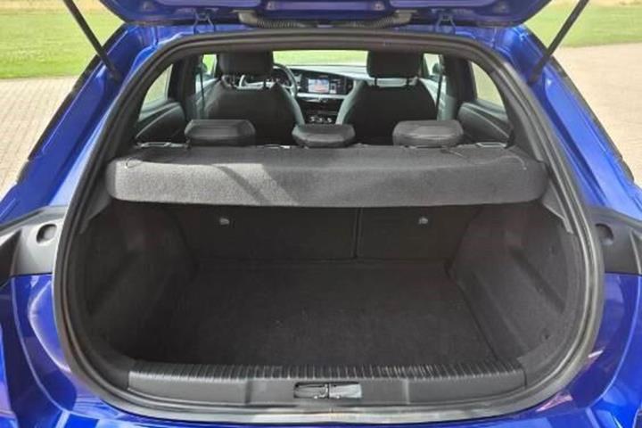 Sort Opel Mokka-e fra 2025