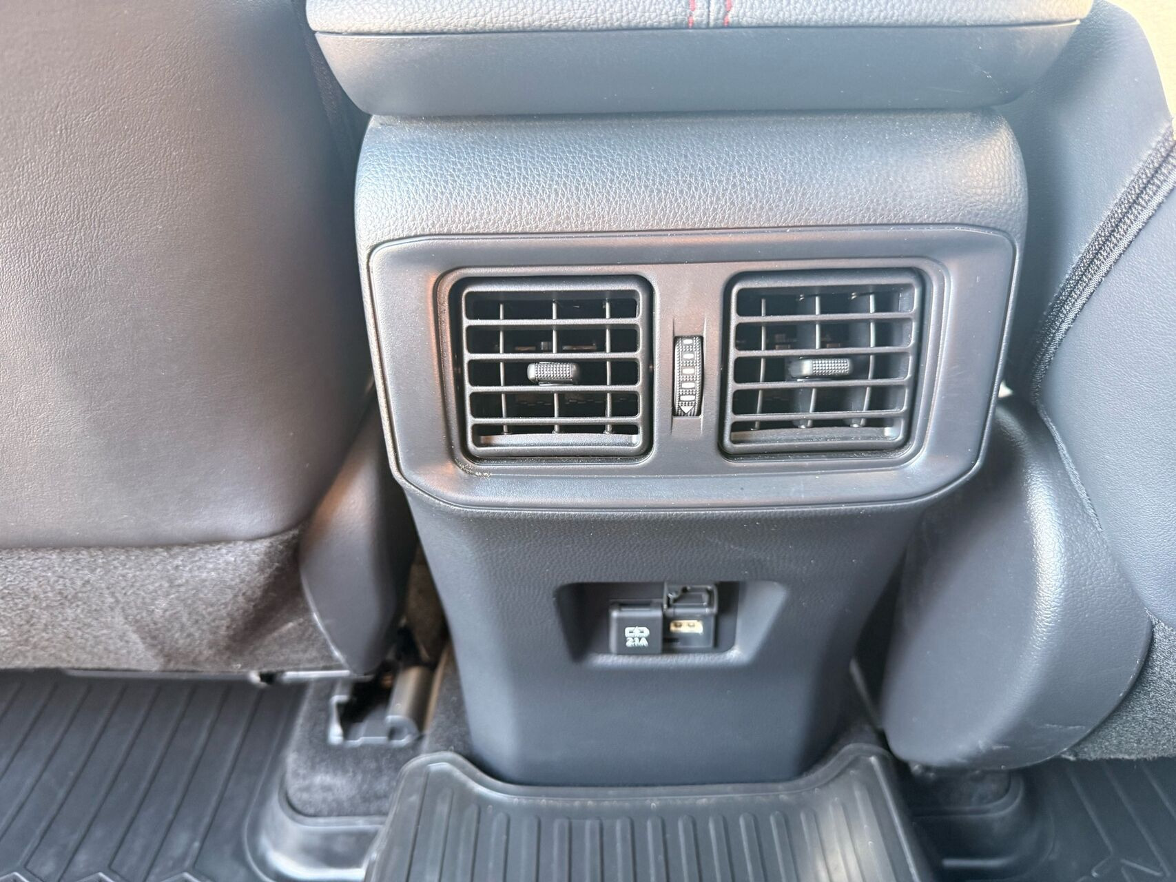 Blå Toyota RAV4 Plug-in fra 2021