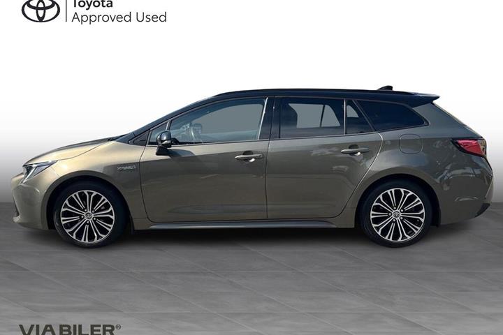 Bronze Toyota Corolla fra 2021