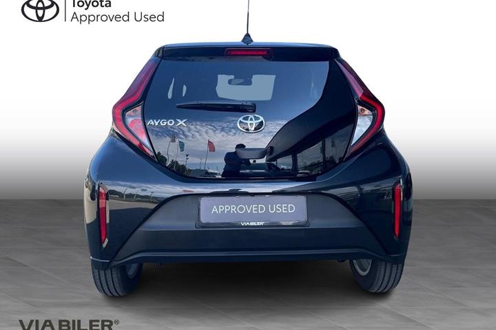 Sort Toyota Aygo X fra 2025