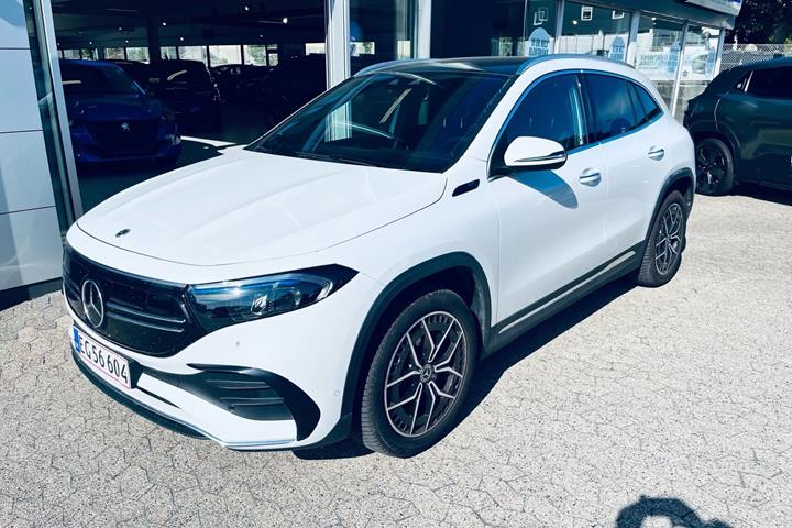 Hvid Mercedes EQA 250 fra 2022