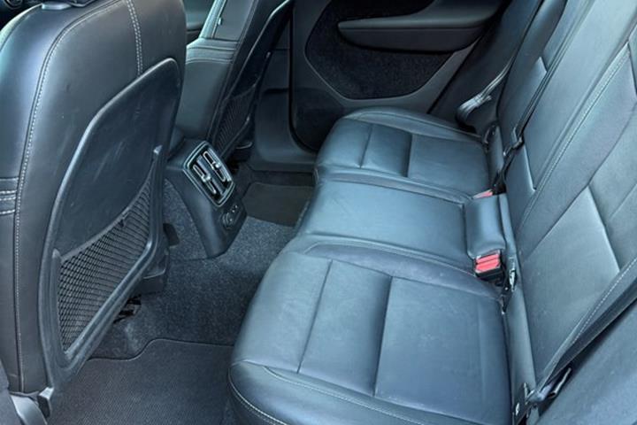 undefined Volvo XC40 fra 2021