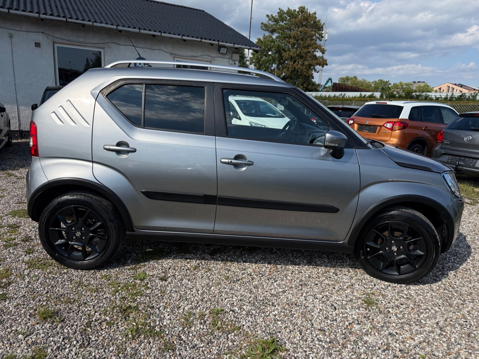 Grå Suzuki Ignis fra 2020