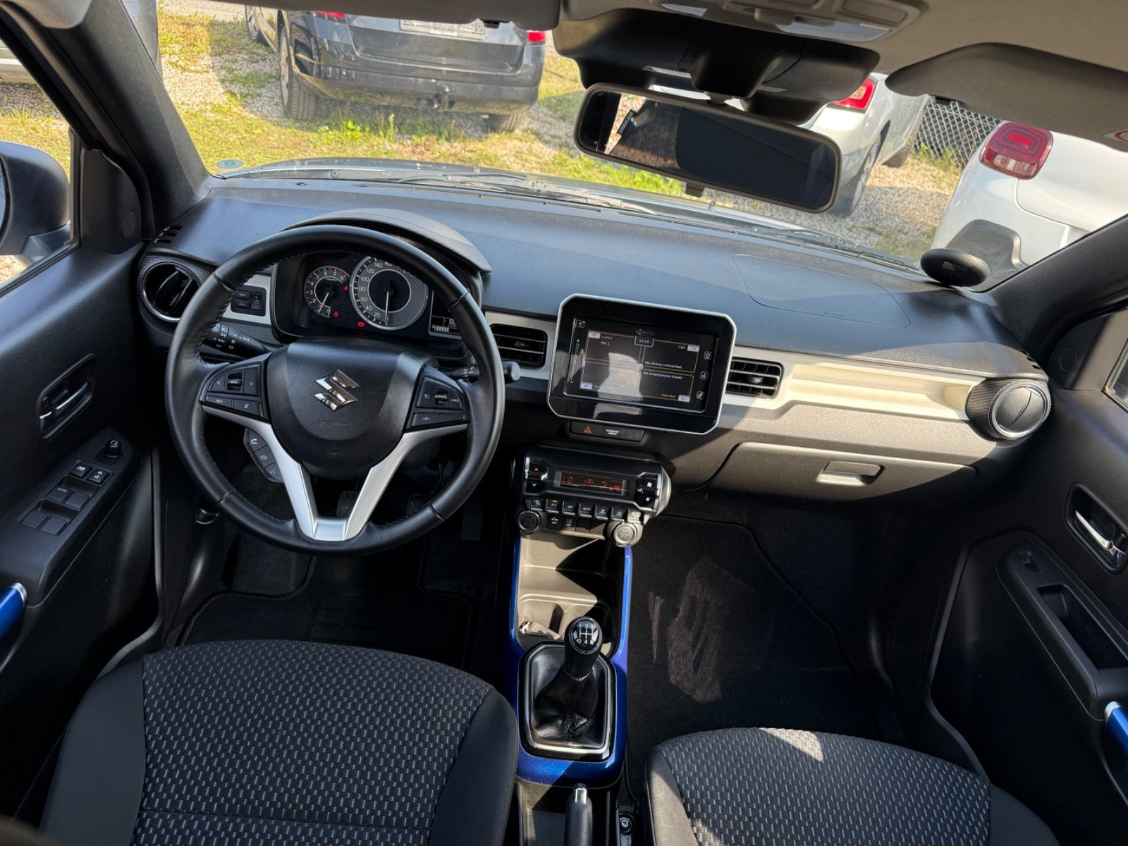 Grå Suzuki Ignis fra 2020
