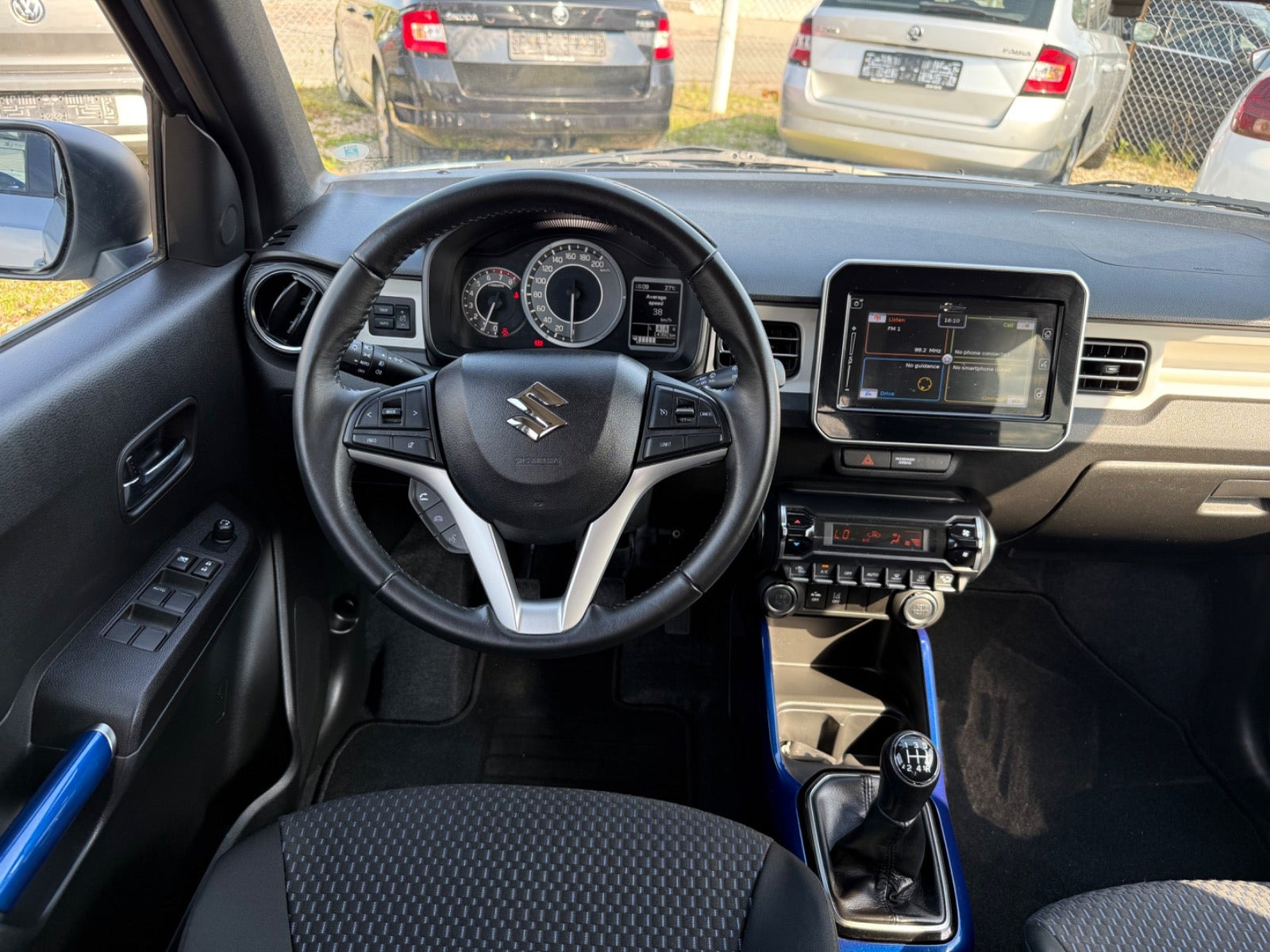 Grå Suzuki Ignis fra 2020