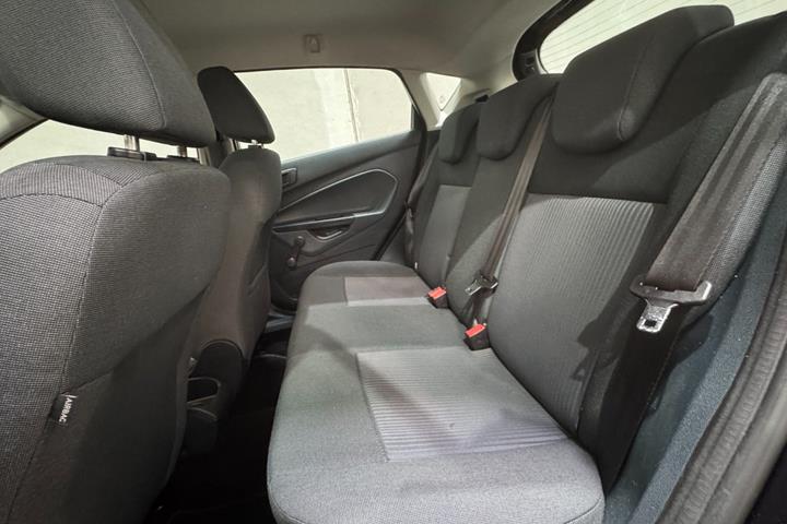undefined Ford Fiesta fra 2011