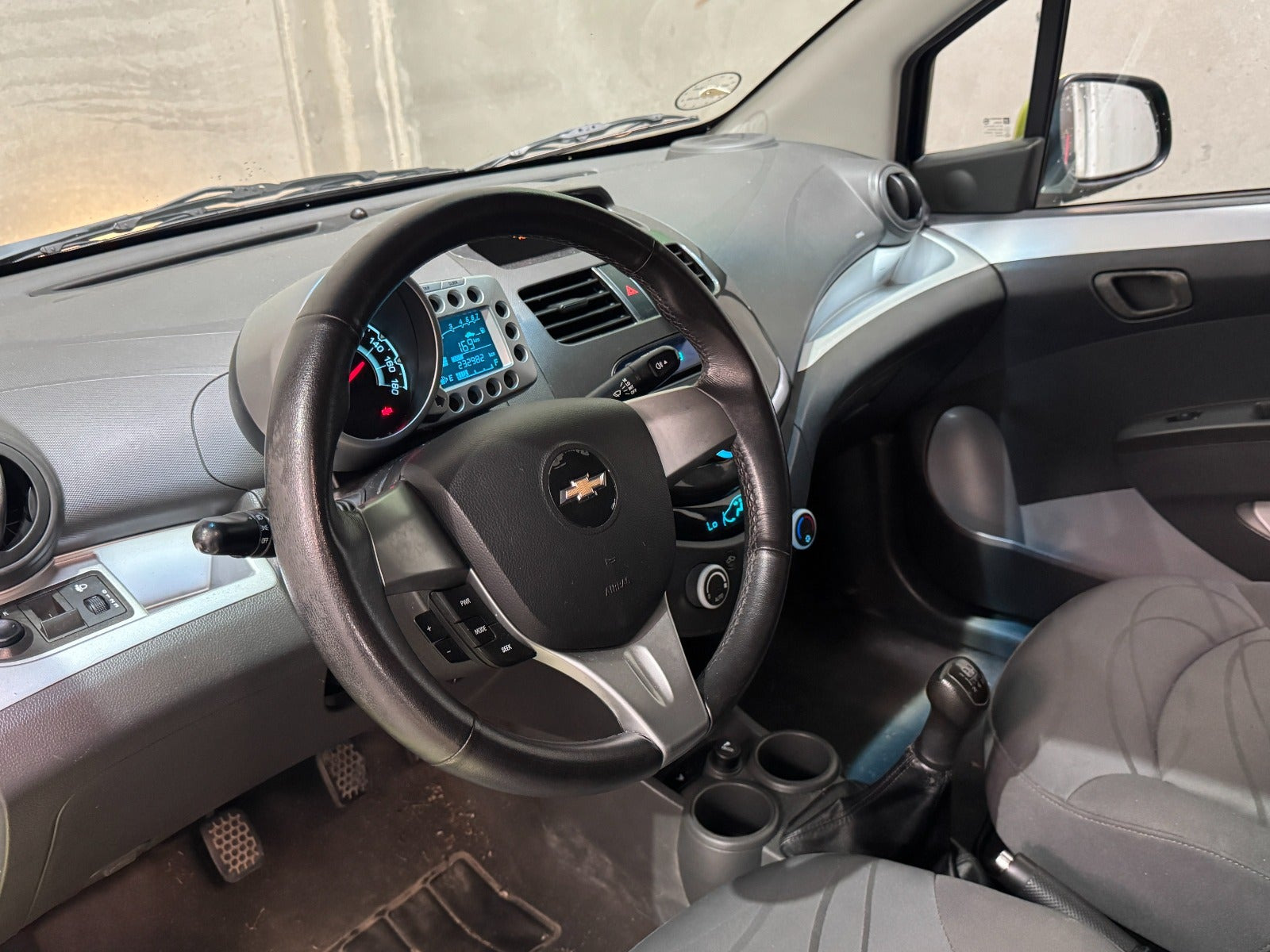 undefined Chevrolet Spark fra 2011