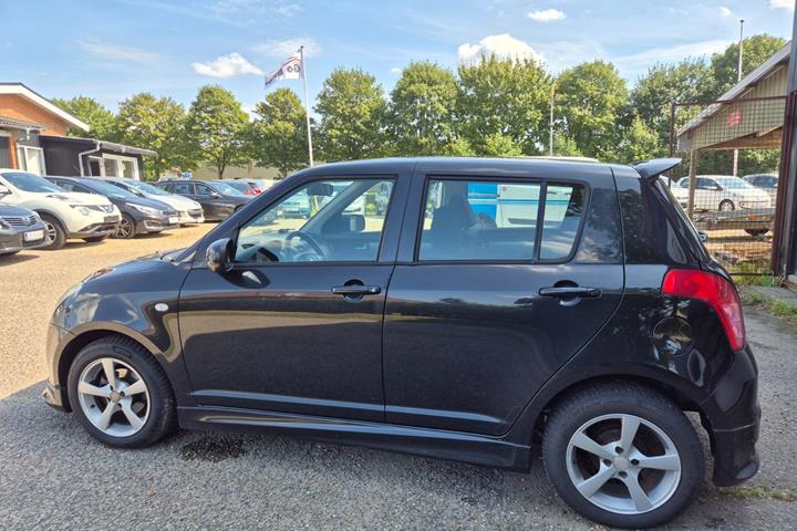 Grøn Suzuki Swift fra 2008