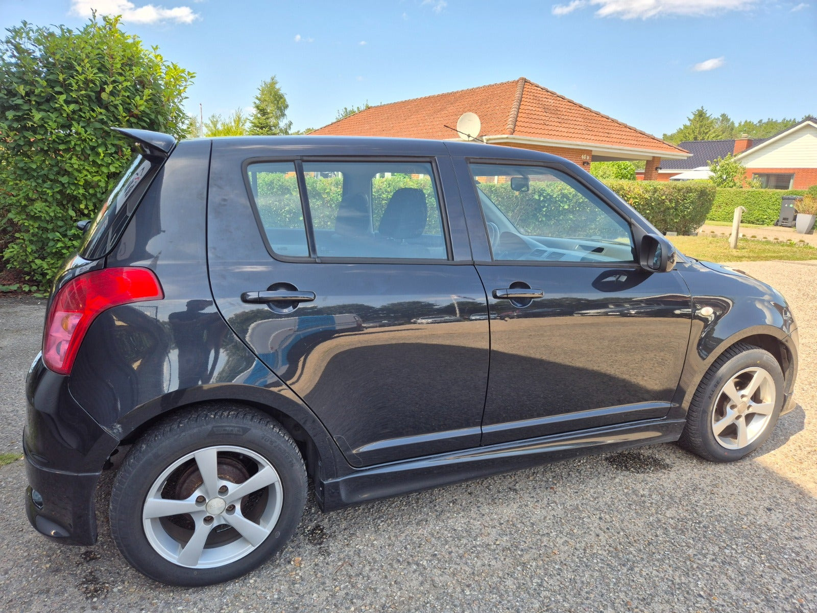 Grøn Suzuki Swift fra 2008