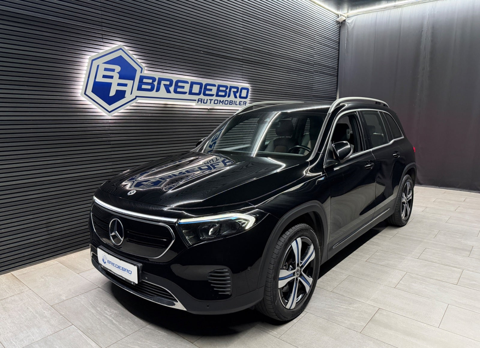 Mercedes EQB300 Electric Art 4Matic