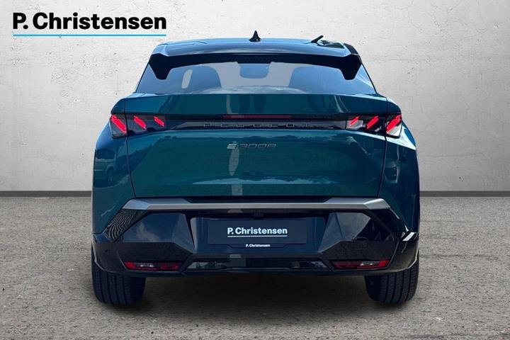 Blå Peugeot e-3008 fra 2025