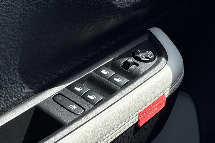 Rød Citroën ë-C3 fra 2025