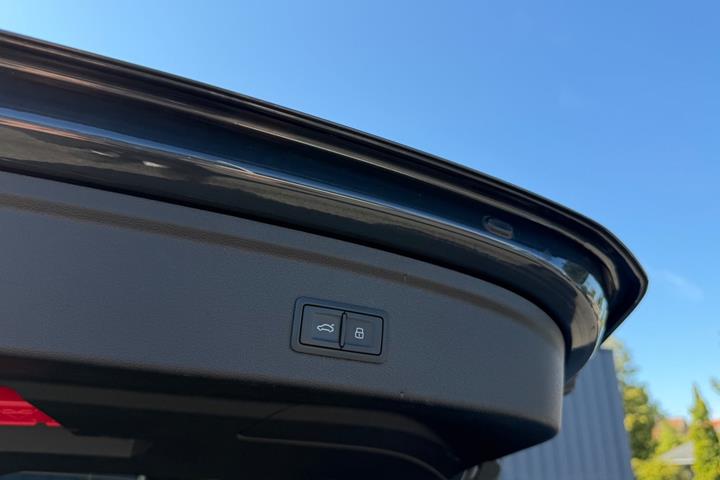 Grå Audi A3 fra 2021