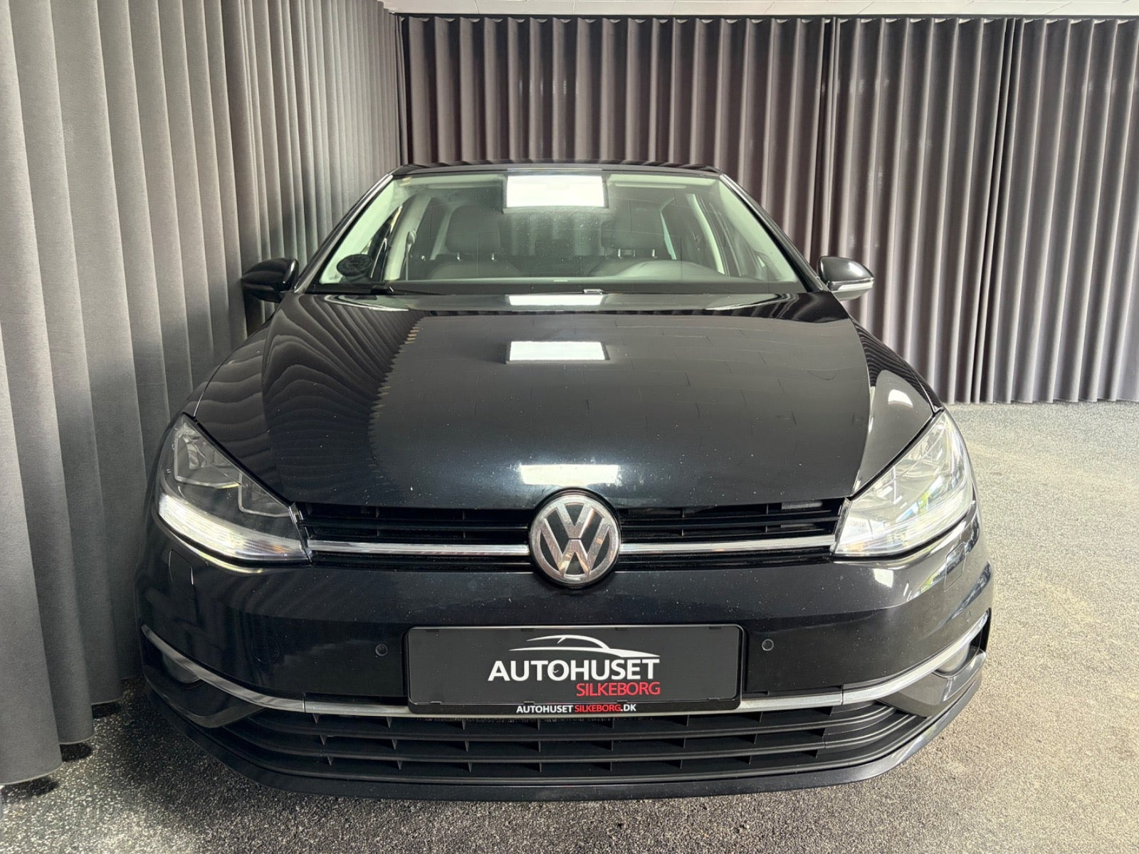 Sort VW Golf VII fra 2019