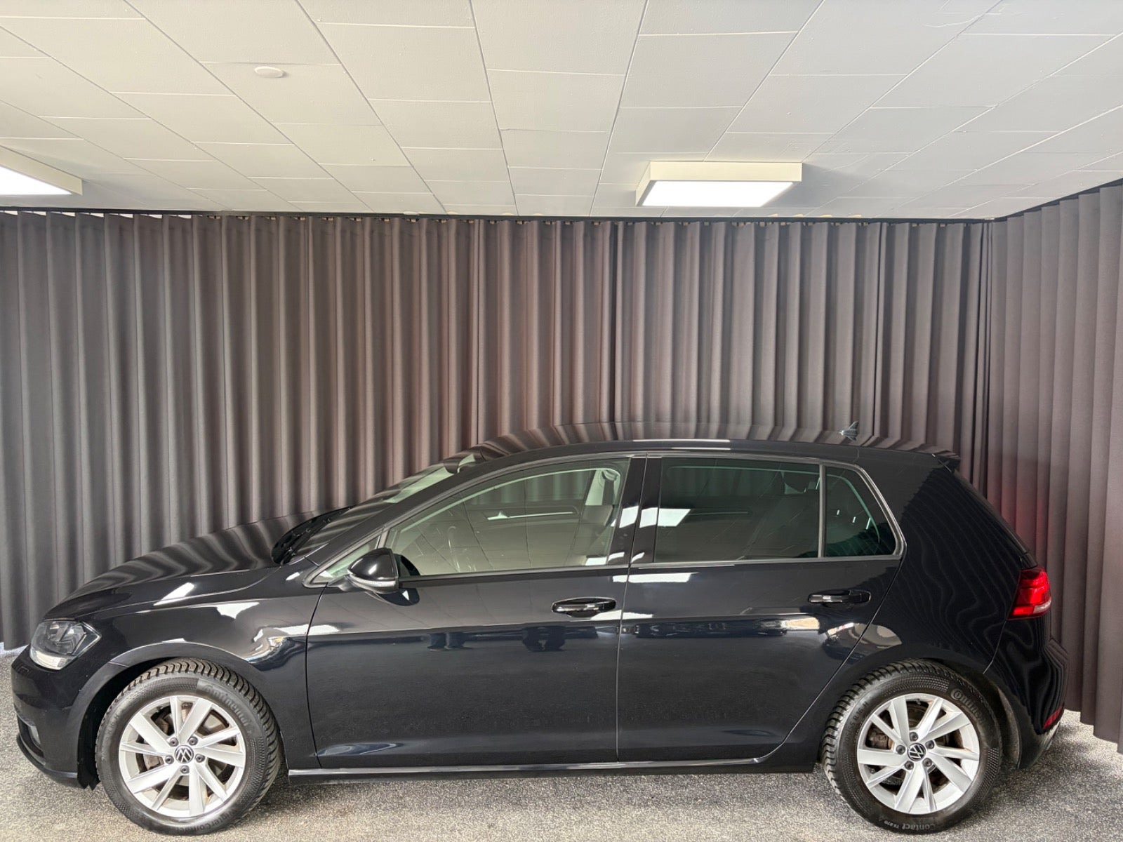Sort VW Golf VII fra 2019