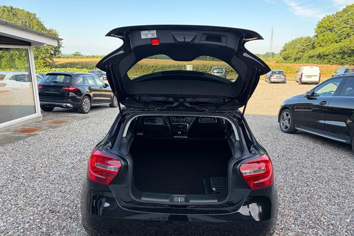 undefined Mercedes A180 fra 2014