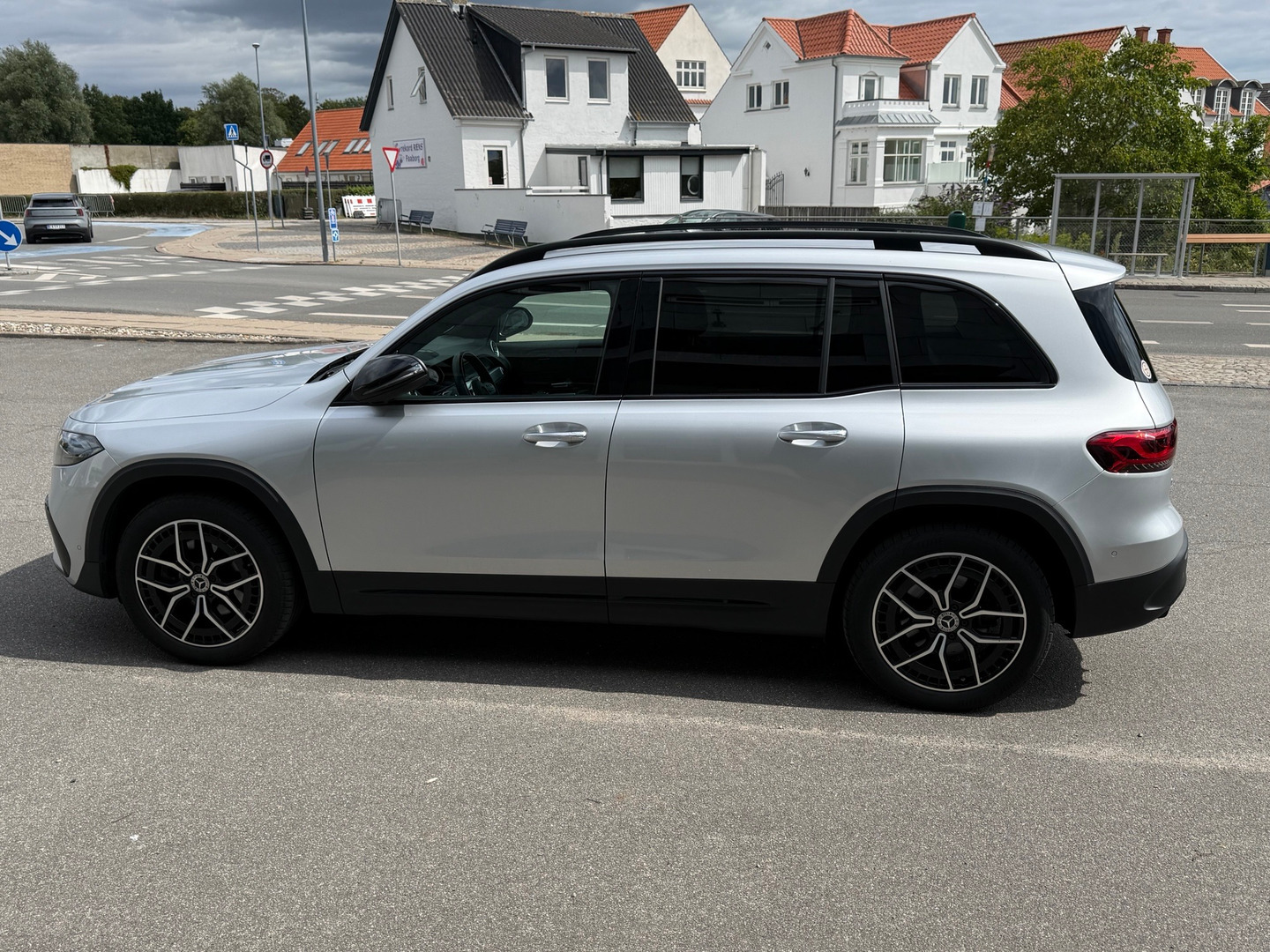 Mercedes EQB300 AMG Line 4Matic