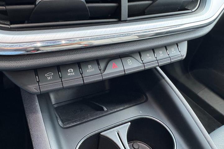 Grå Skoda Enyaq fra 2021