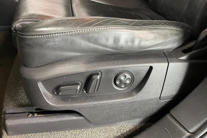 Sort Audi Q7 fra 2007
