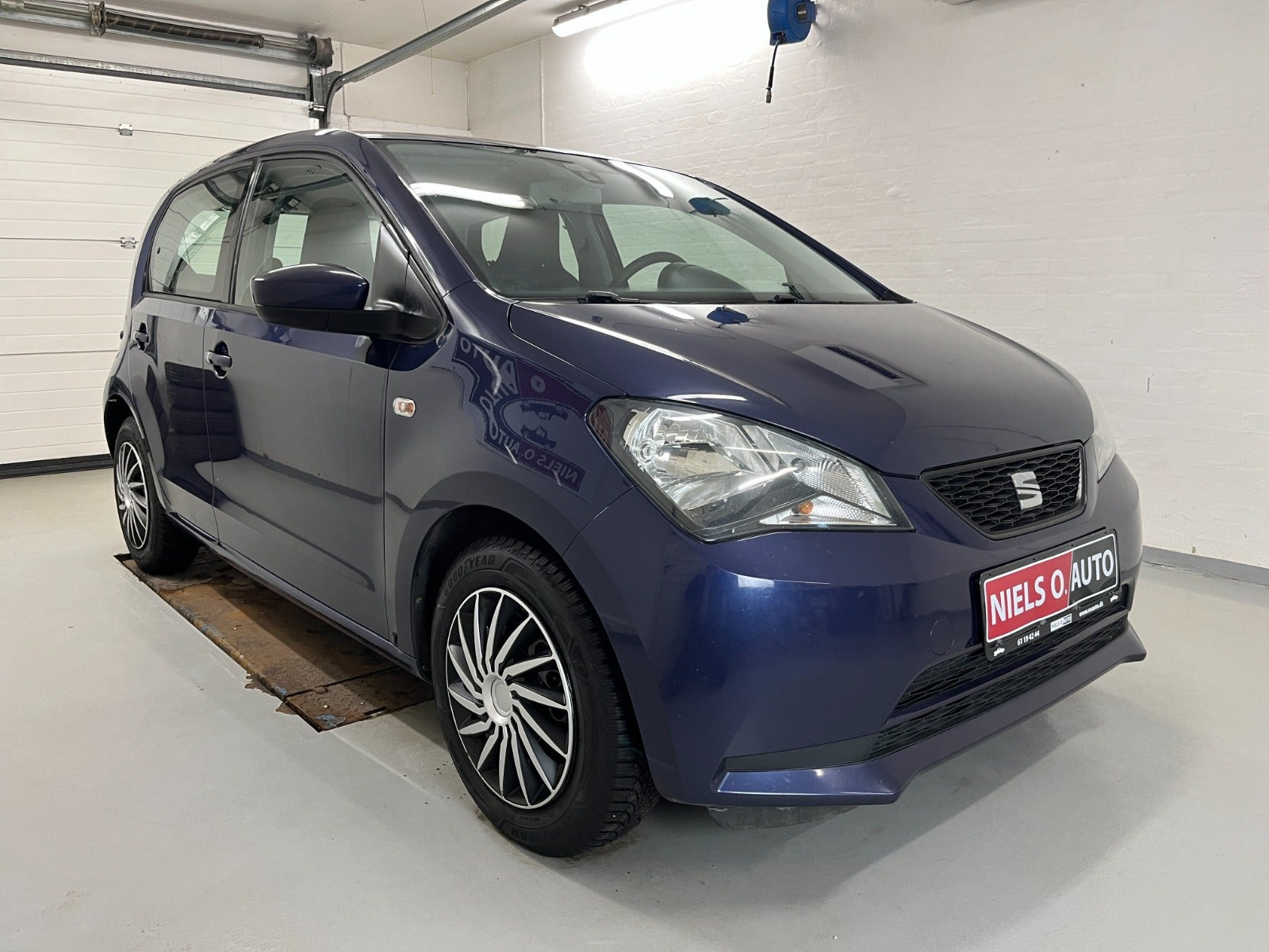Blå Seat Mii fra 2016
