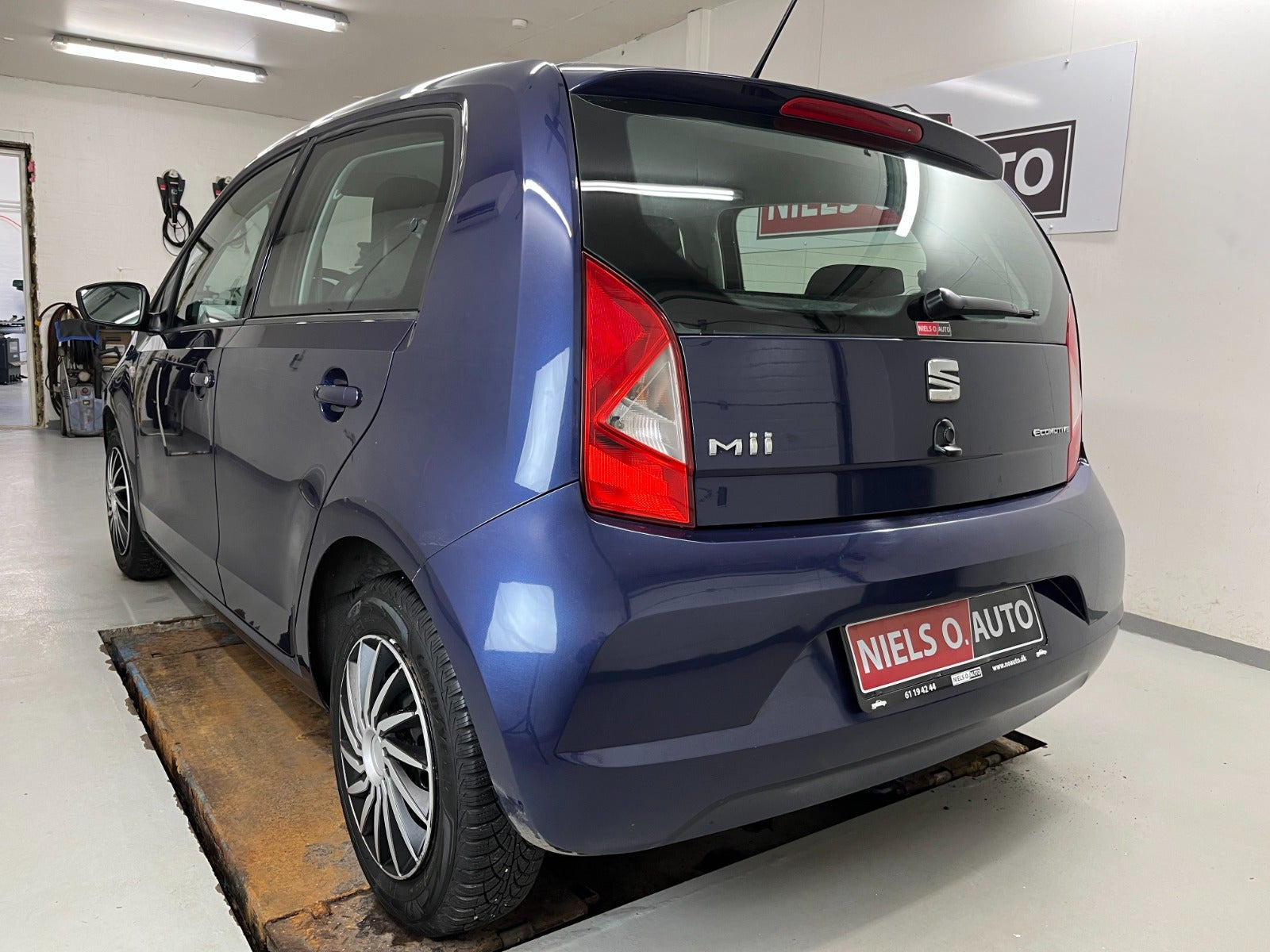 Blå Seat Mii fra 2016