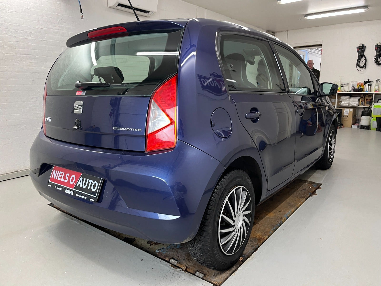 Blå Seat Mii fra 2016