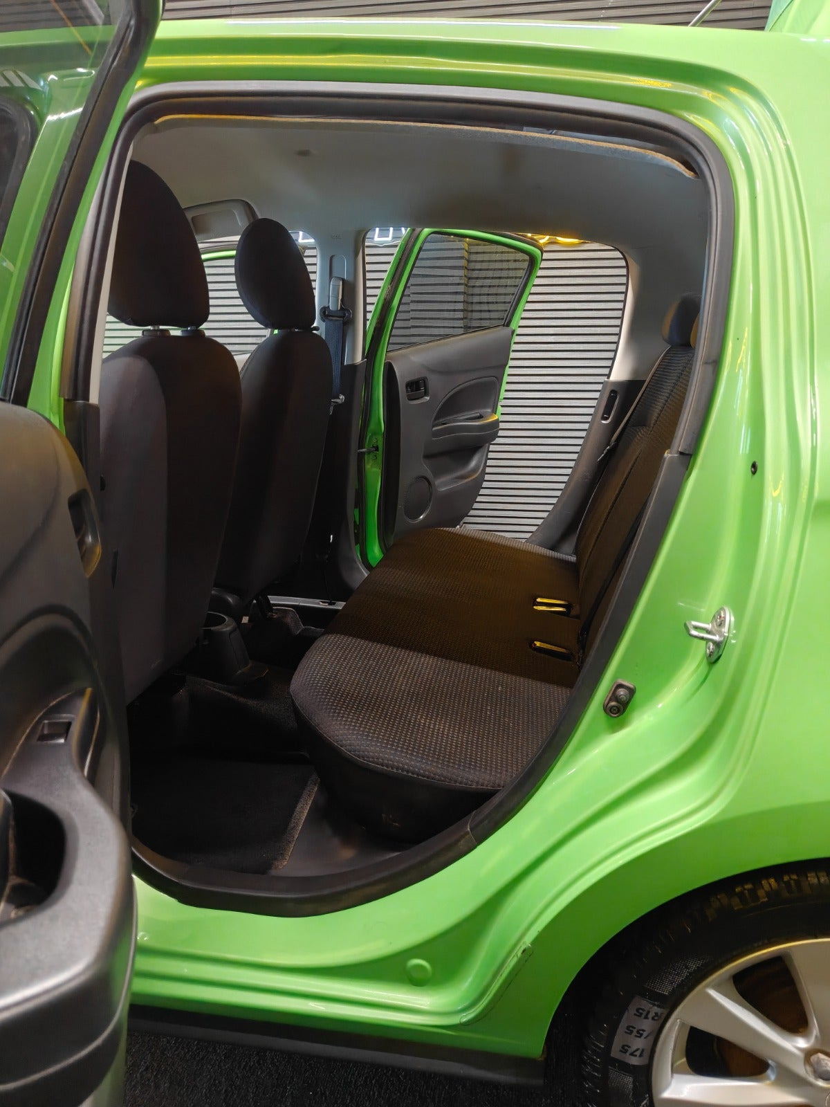 undefined Mitsubishi Space Star fra 2015