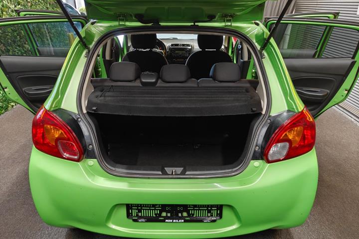 undefined Mitsubishi Space Star fra 2015