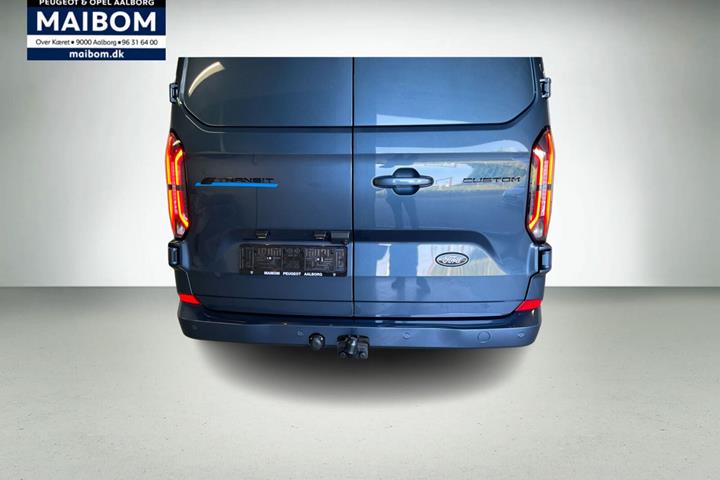 Blå Ford E-Transit Custom 320 L1 fra 2026