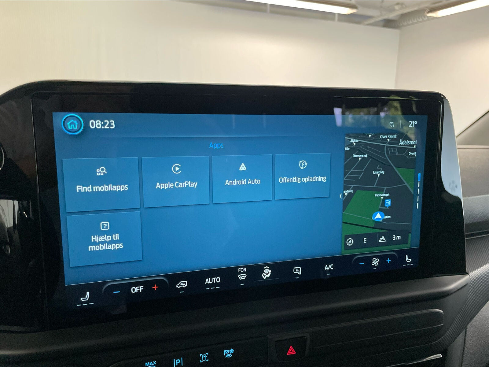 Blå Ford E-Transit Custom 320 L1 fra 2026