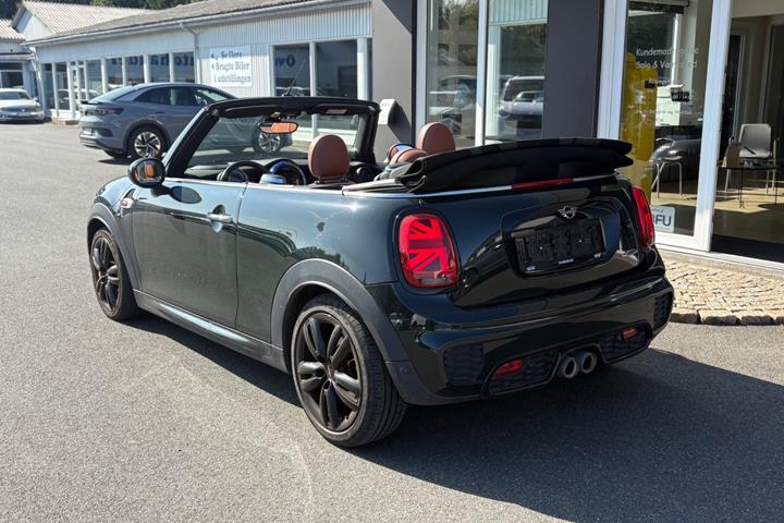 Grøn Mini Cooper S fra 2019