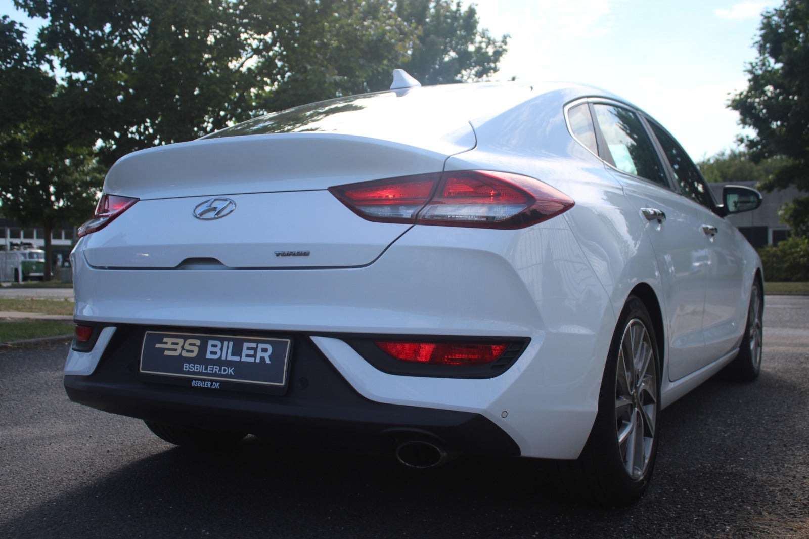 Hvid Hyundai i30 fra 2017