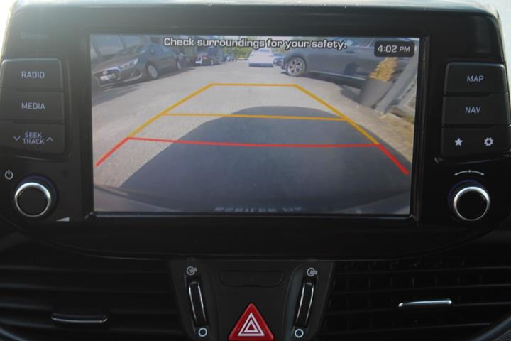 Hvid Hyundai i30 fra 2017