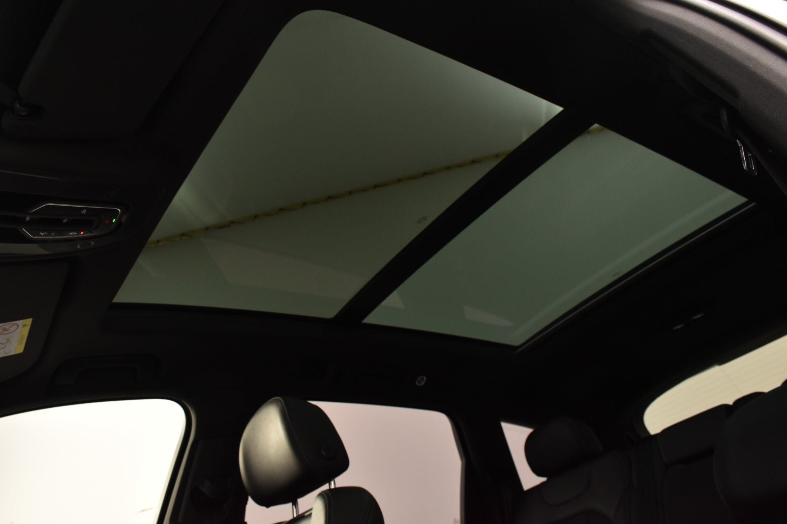 Hvid Audi Q7 fra 2020