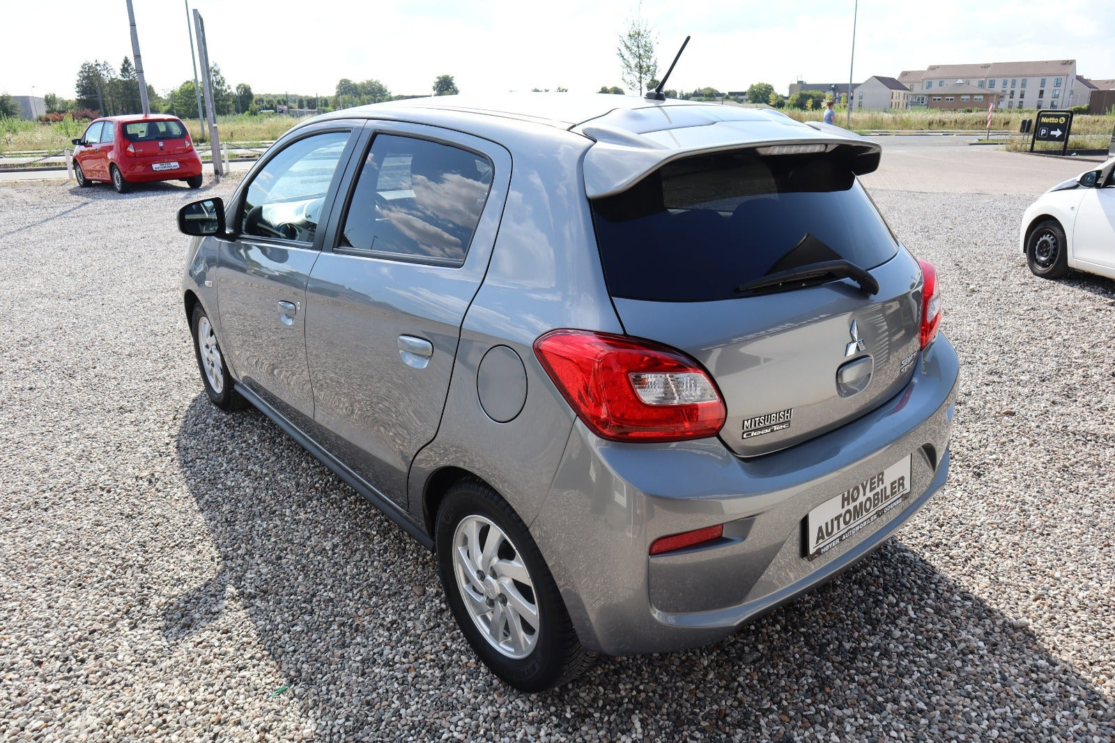Blå Mitsubishi Space Star fra 2017