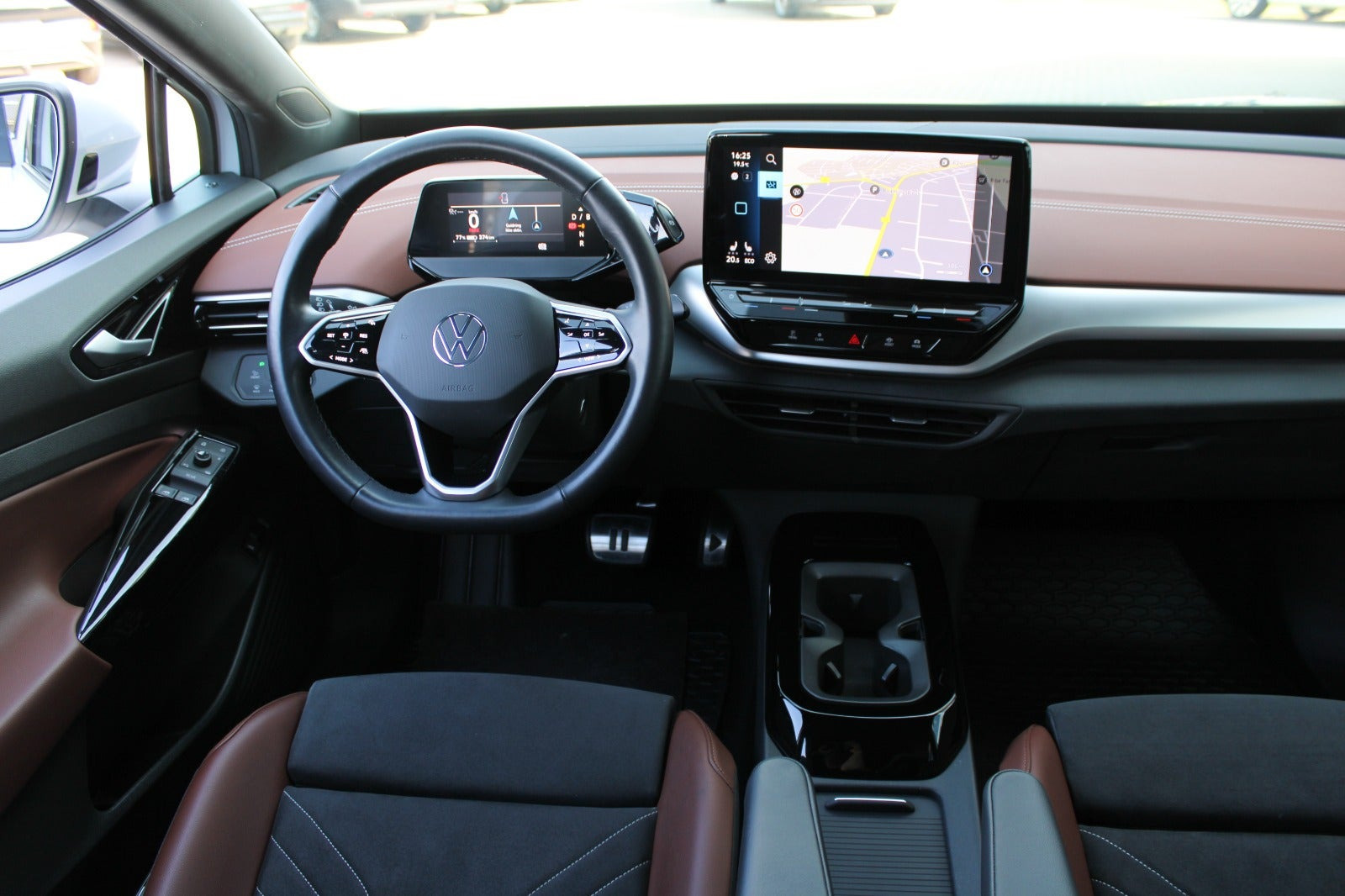 Hvid VW ID.4 fra 2023