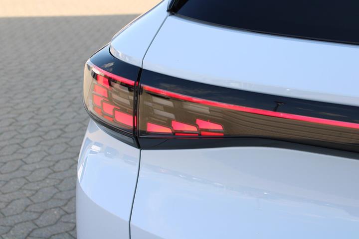 Hvid VW ID.4 fra 2023