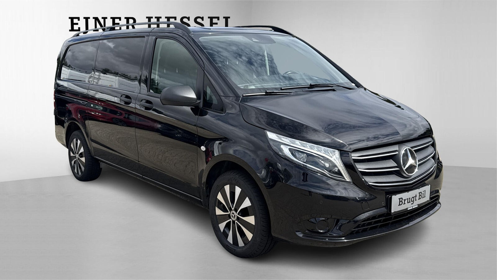 Sort Mercedes Vito 119 fra 2021