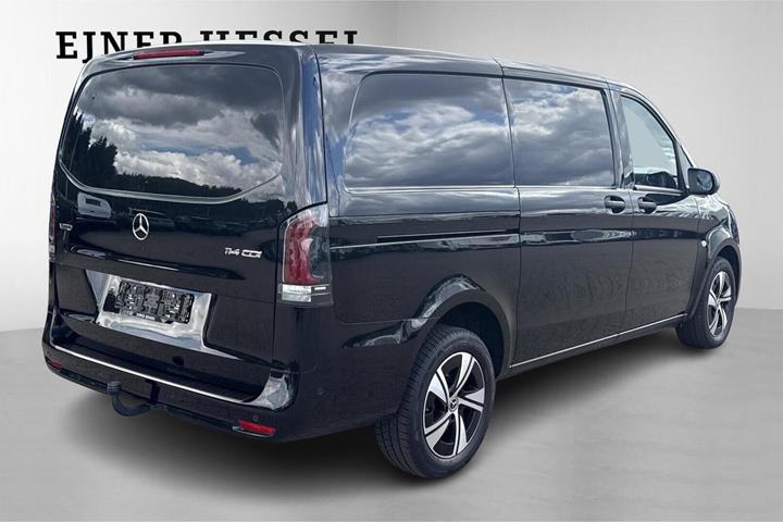 Sort Mercedes Vito 114 fra 2025