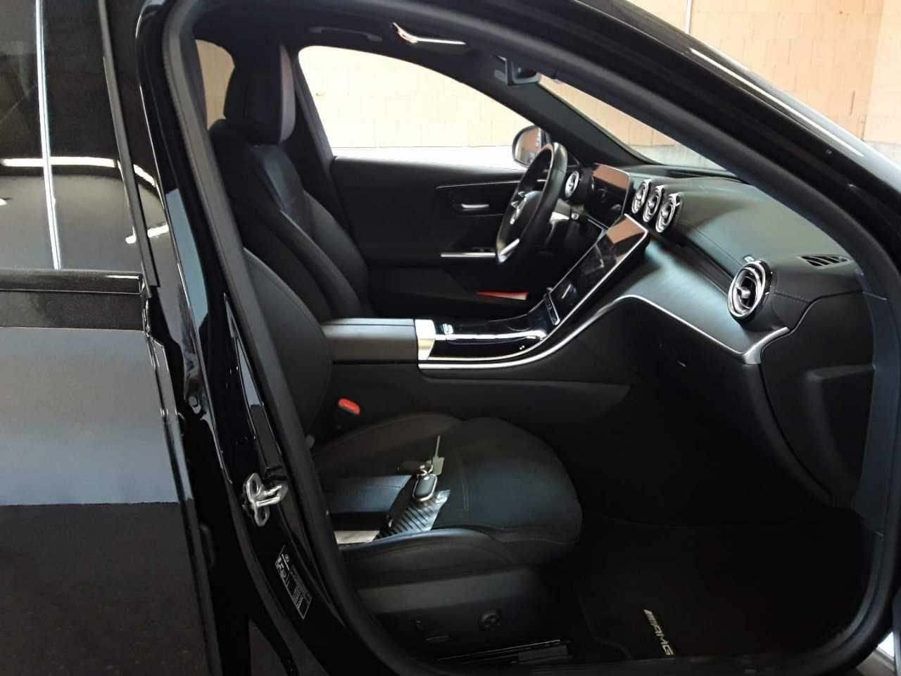 Sort Mercedes C300 e fra 2023
