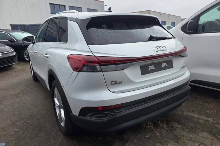 Hvid Audi Q4 e-tron fra 2023